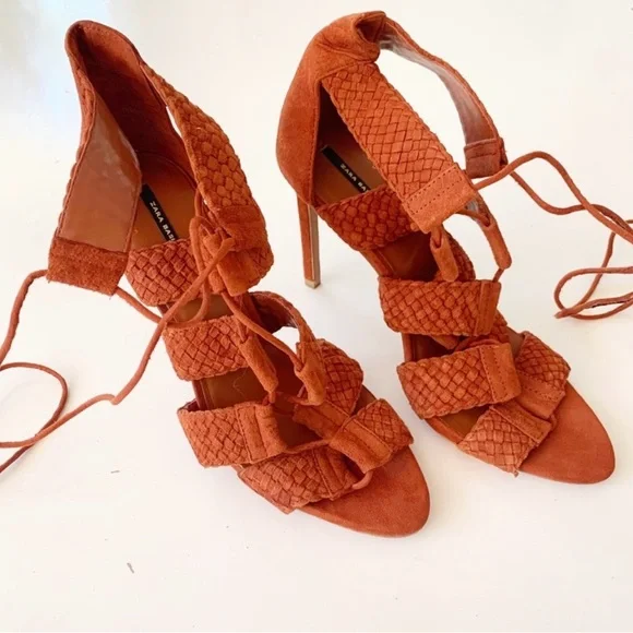 ZARA Braided Leather Suede Strappy
Heel Sandals - Picture 2 of 15